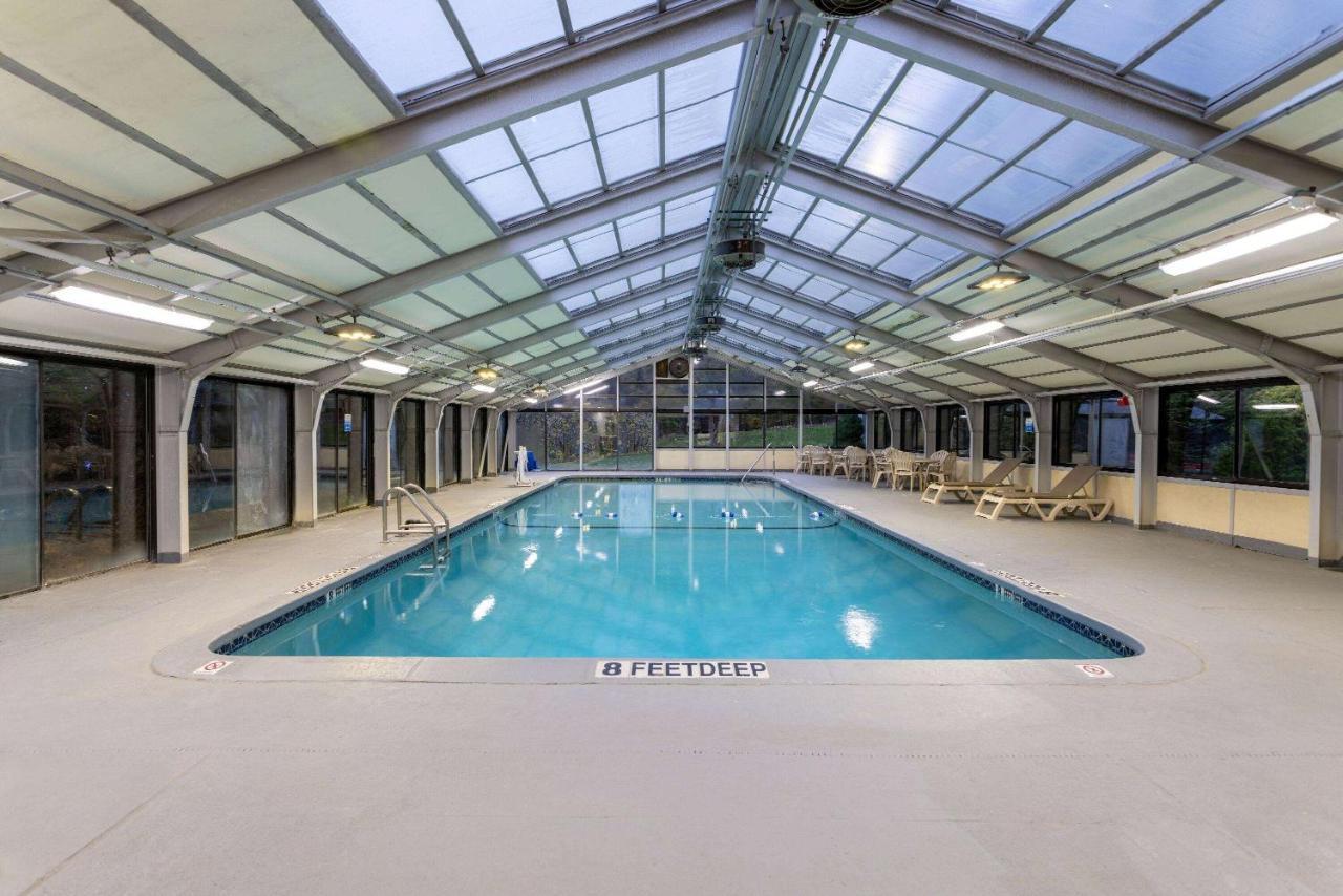 Hotel Baymont By Wyndham White Plains - Elmsford