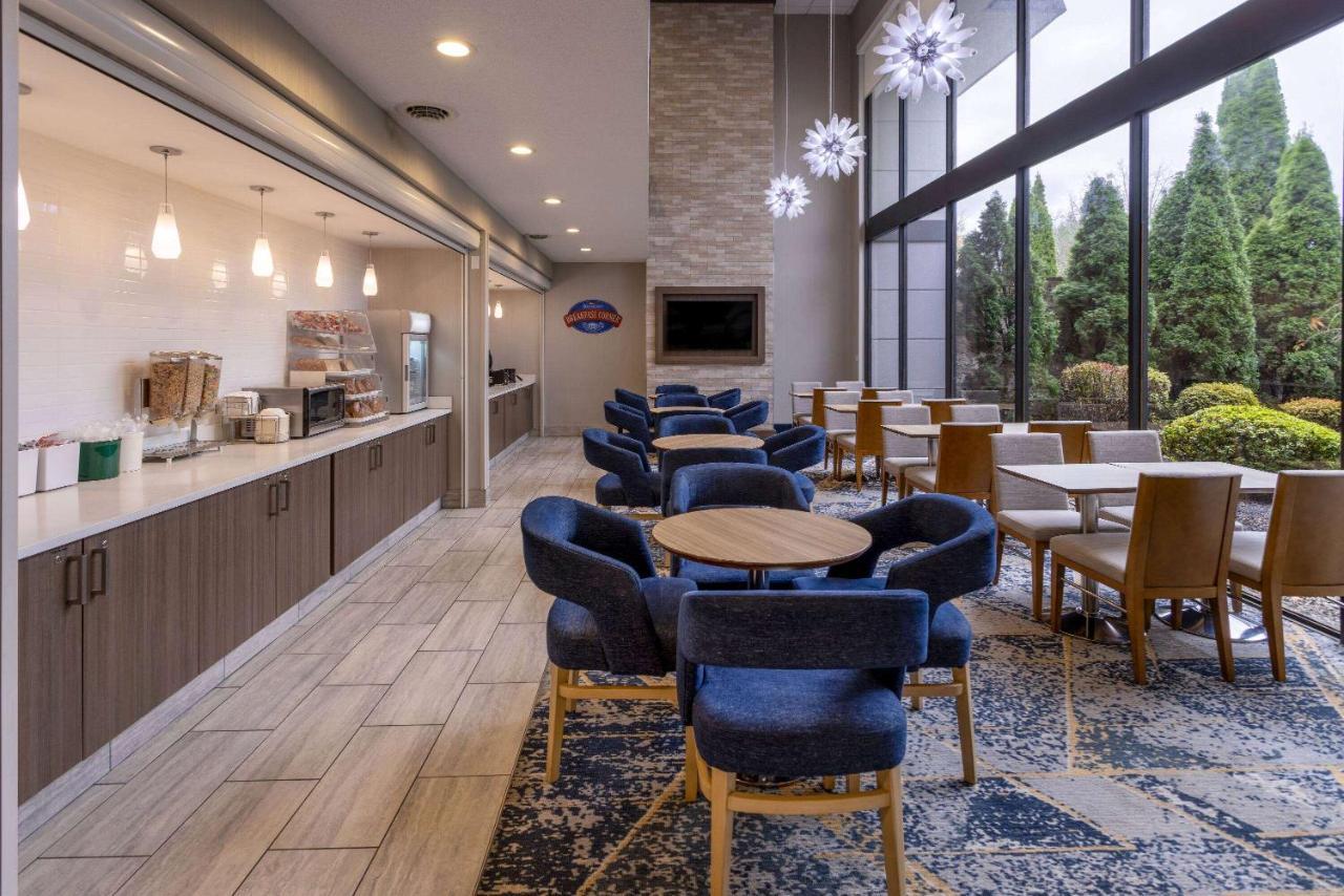 Baymont By Wyndham White Plains - Hotel